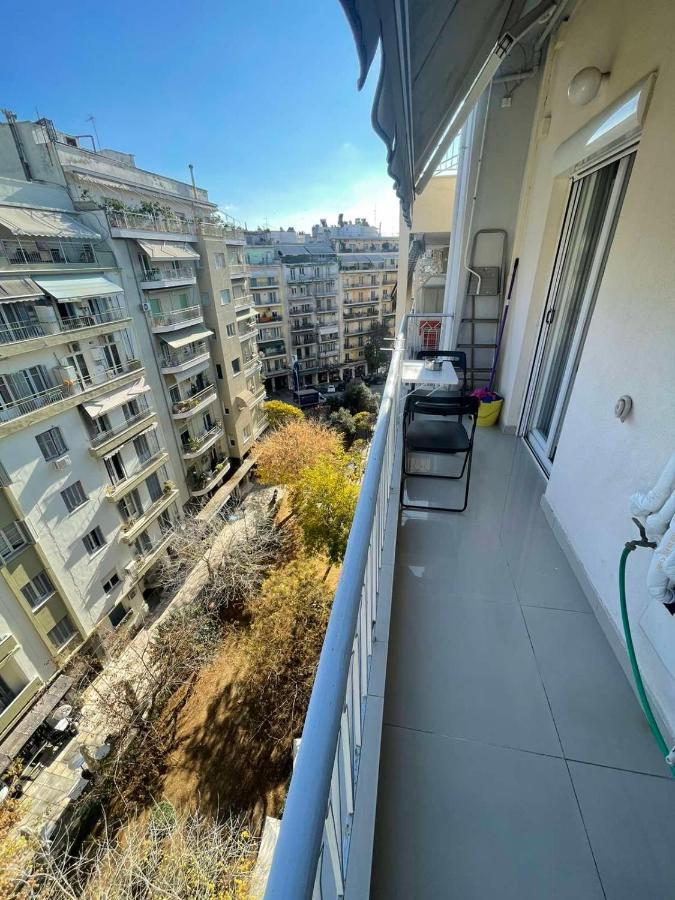 Central Sunny Apartment Thessaloníki Luaran gambar